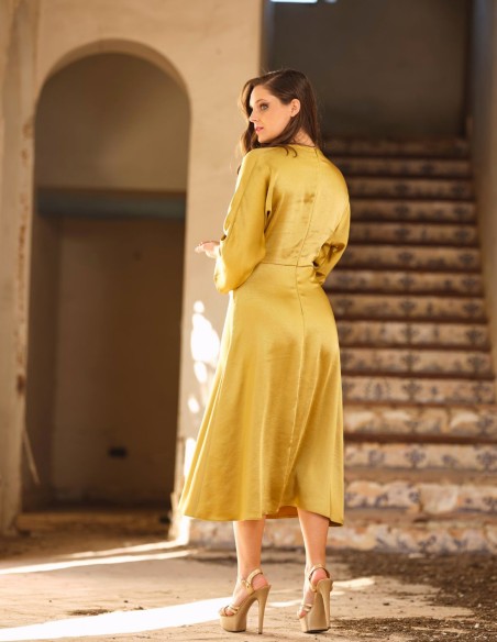 Robe de soirée midi en satin avec nœud central