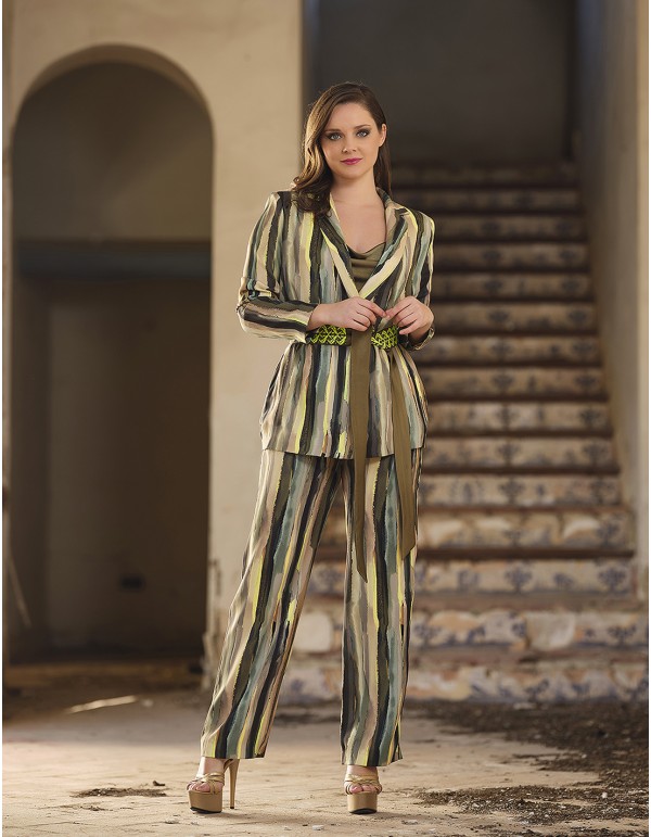 Flowing jacket and printed straight pants ensemble