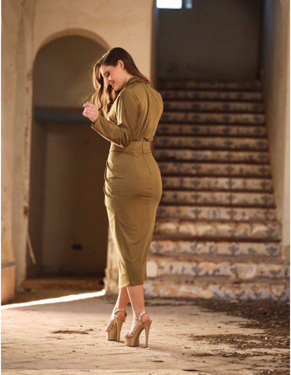 Midi party dress for guests. 2