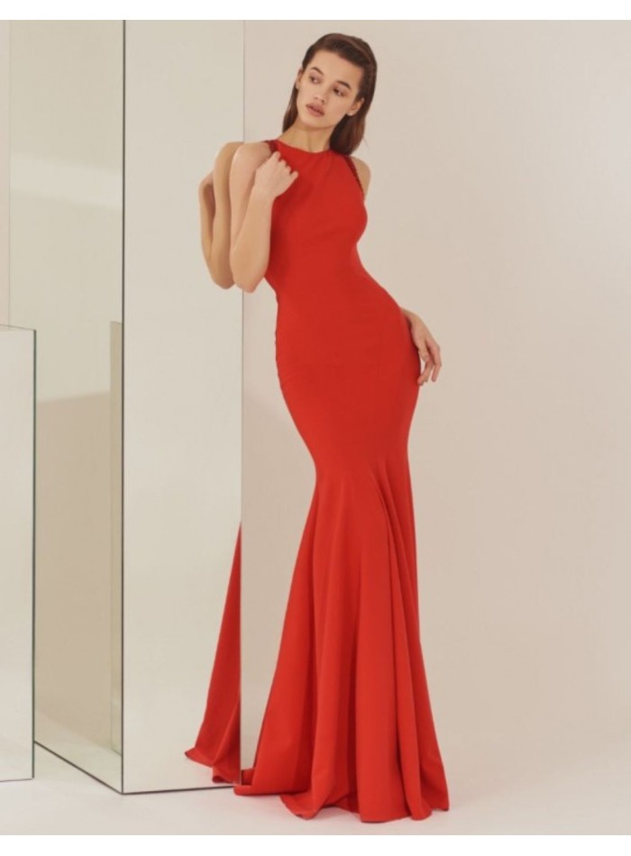 Vestido de fiesta largo rojo corte sirena y espalda descubierta