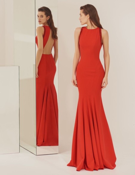 Robe longue de fête rouge avec coupe sirène et dos ouvert