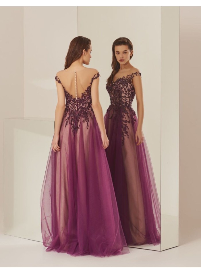 Vestido de fiesta largo berenjena con capas de tul