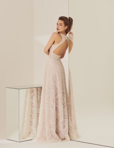 Robe longue de fête avec dentelle scintillante et dos ouvert