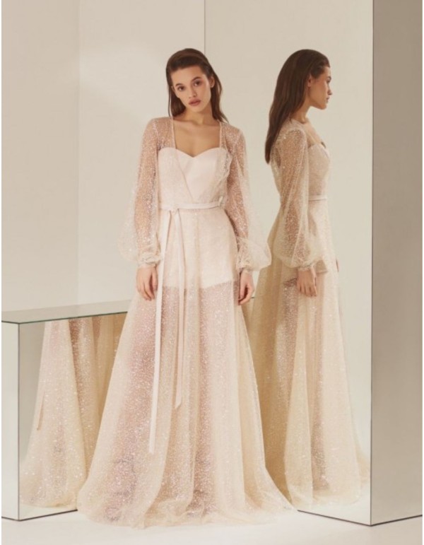 Conjunto mono corto y chaqueta larga con brillo