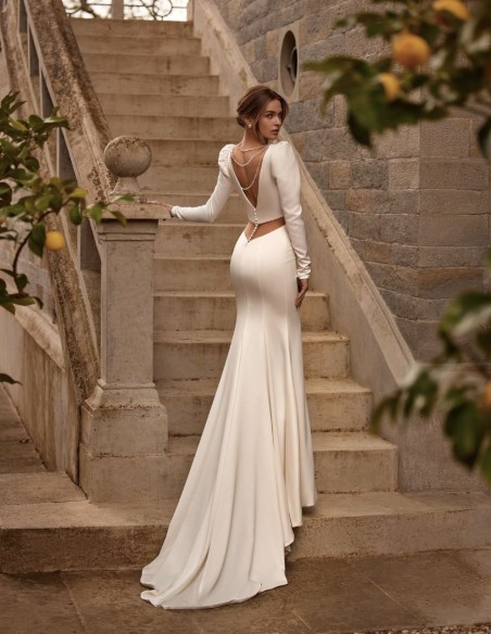 Long white dress for brides.