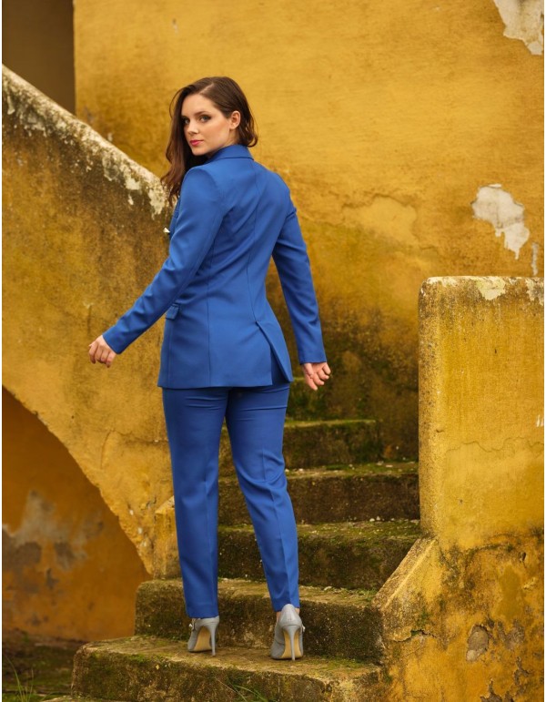 Conjunto de blazer y pantalon para invitada. 2