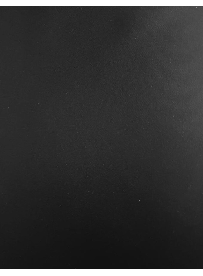 Blazer cruzada con botones y pantalon recto.