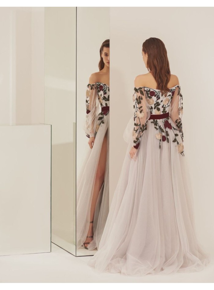 Robe longue de fête à encolure bardot avec...