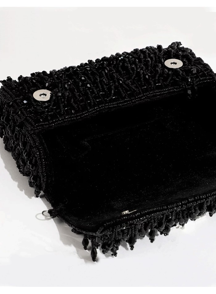 Evening clutch bag made of crystal