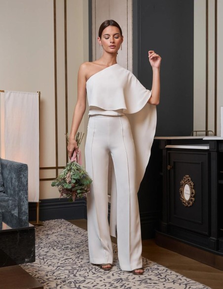 White suit set for brides.