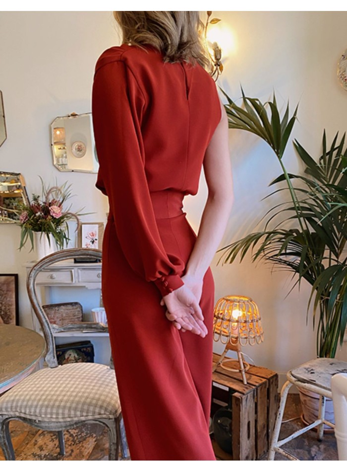 Smooth tile body with asymmetric sleeves and...