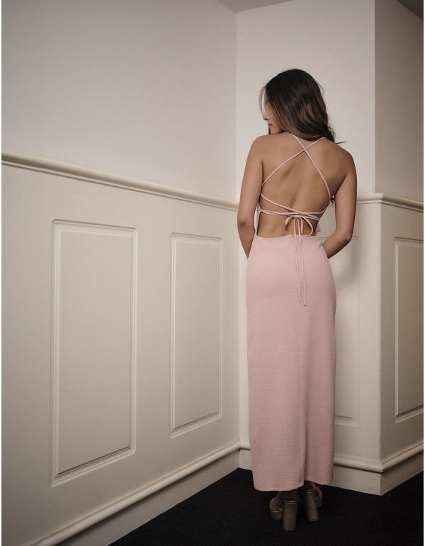 Robe midi rose poudré avec dos ouvert 2