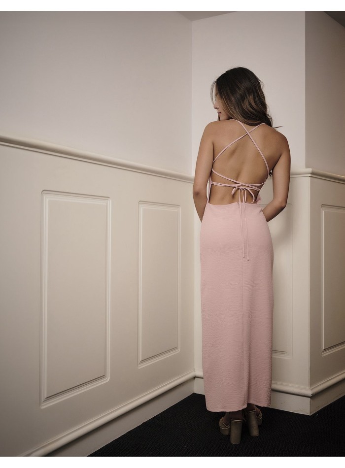 Robe midi rose poudré avec dos ouvert