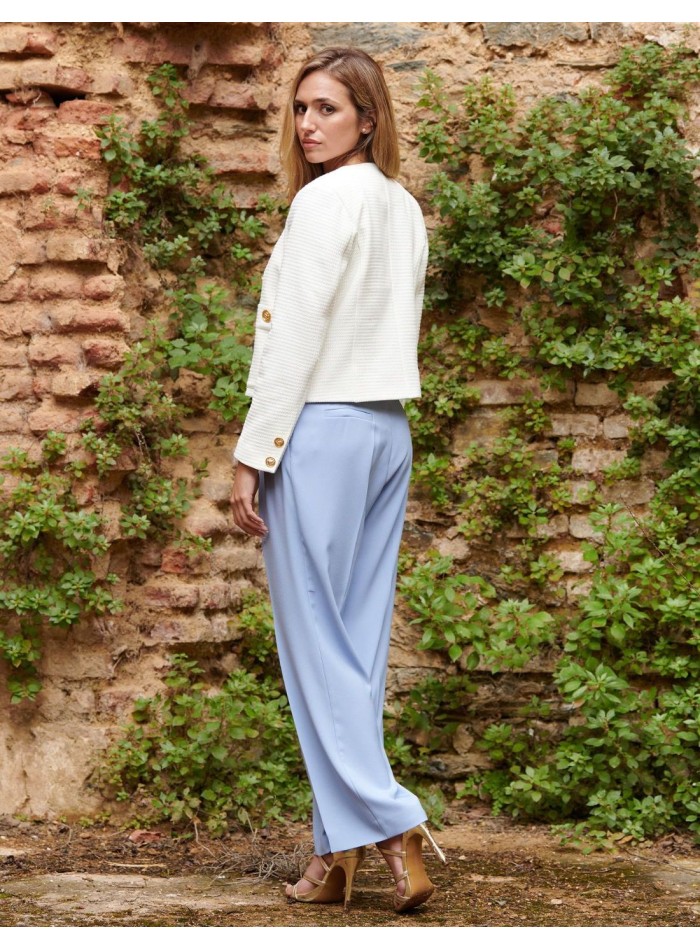 Short party jacket for guests.