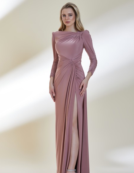 Long party dress with ruffles and open back