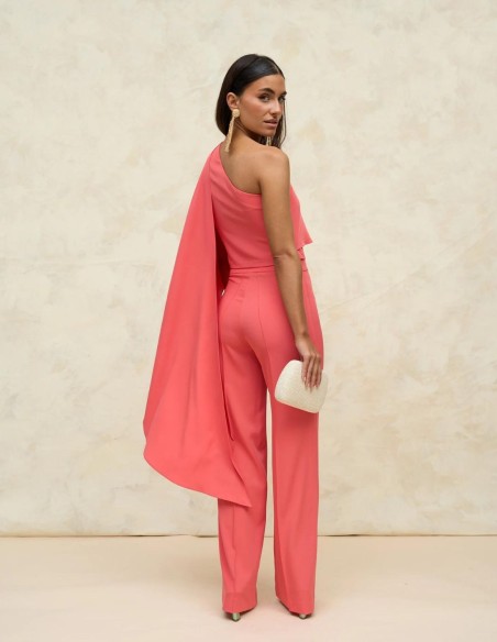 Long coral party trousers in coral colour for guests.
