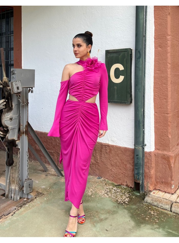 Robe de soirée midi à découpes et volants,...