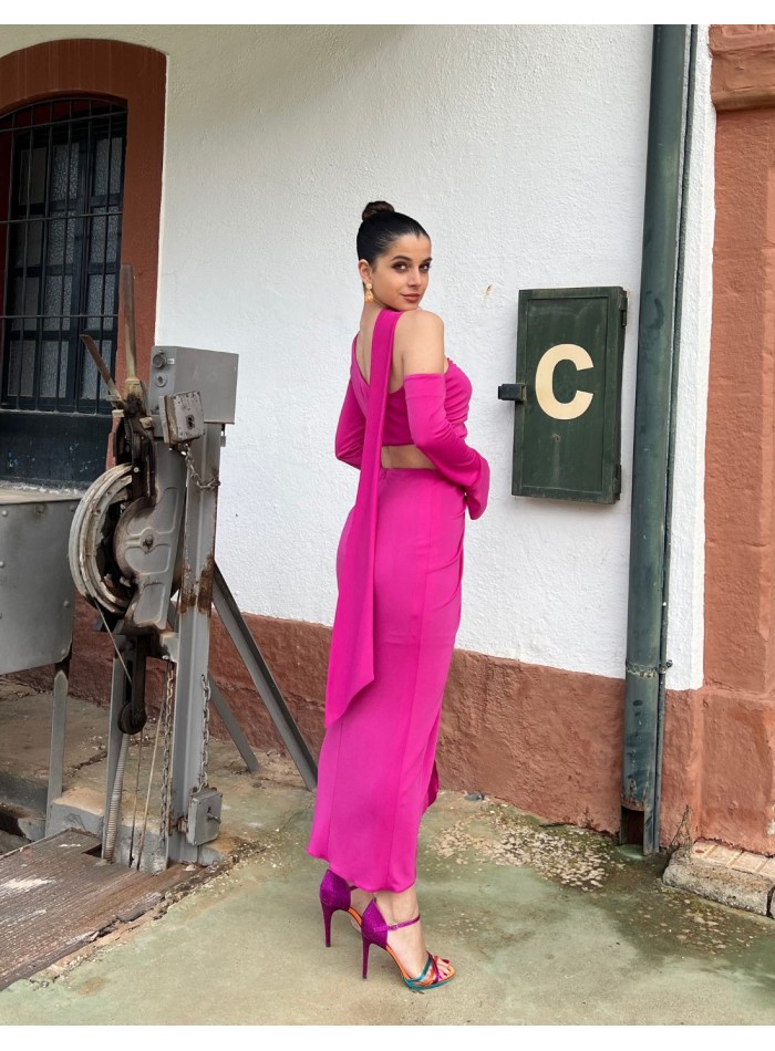 Robe de soirée midi à découpes et volants,...