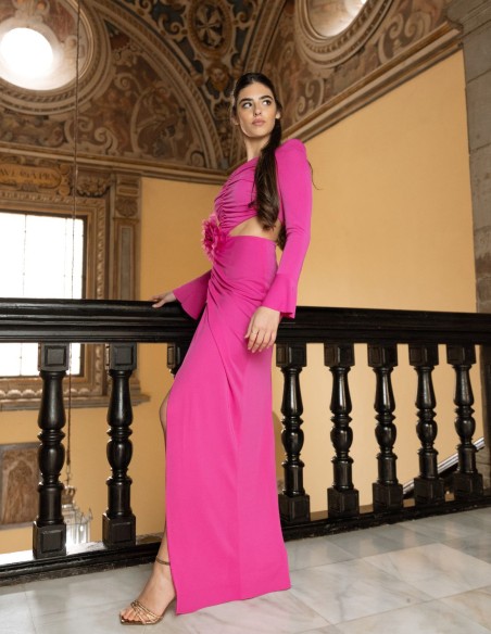 Robe longue de fête en maille à volants avec embellissement floral