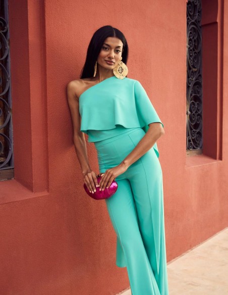 Party top for guest.