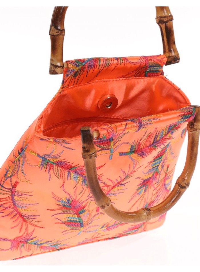 Sac brodé en satin
