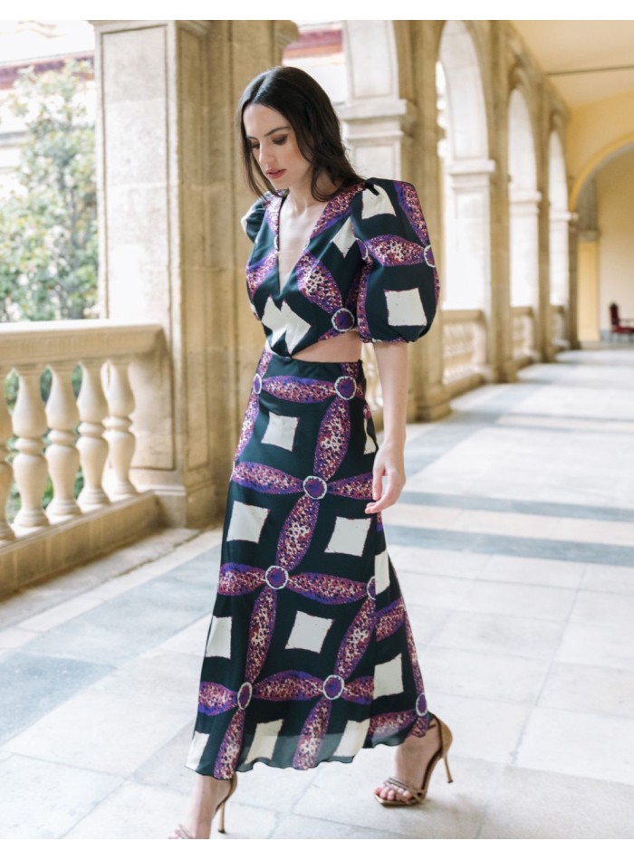 Midi party dress with balloon sleeves and...