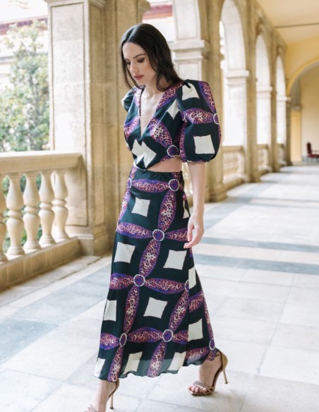 Midi party dress with balloon sleeves and cut-out waist