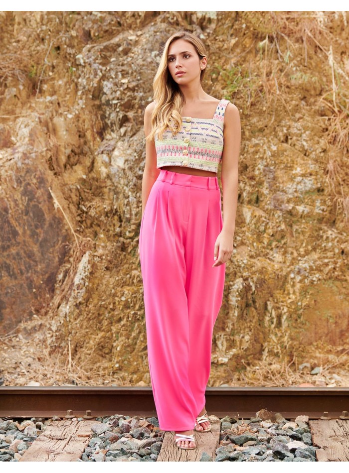 Short party top with print.