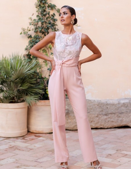 Combinaison longue rose poudré avec corsage en organza