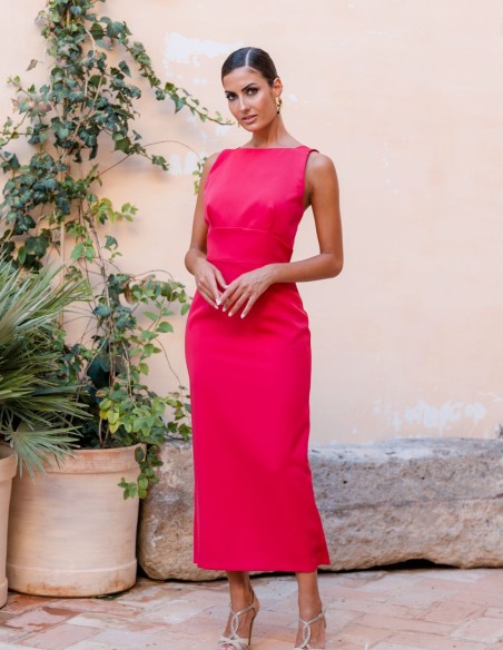 Vestido midi de fiesta sin mangas con espalda descubierta