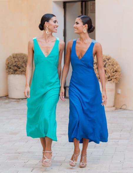 Flared midi dress with neckline and back lacing