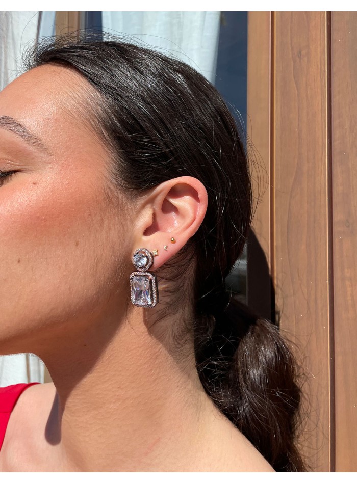 Semiprecious stones and zirconia party earrings