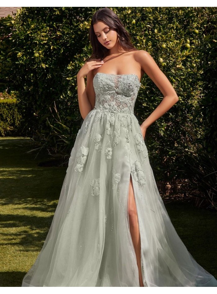 Long ball gown with bodice and tulle skirt decorated with flowers