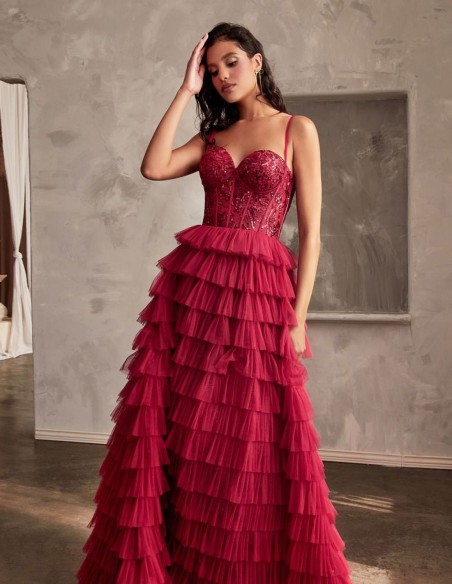 Robe longue de fête avec corsage en dentelle et jupe à volants
