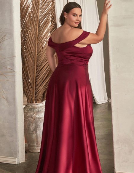 Vestido de fiesta largo de satén con escote bandeau cruzado