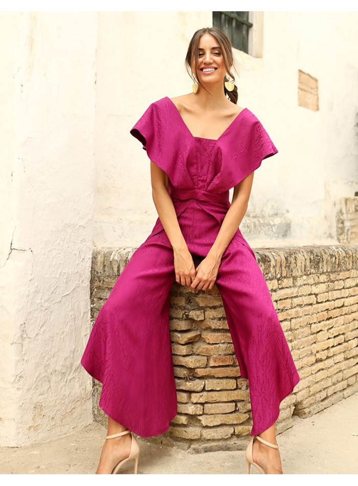 Party ensemble of top and wide satin trousers fucsia
