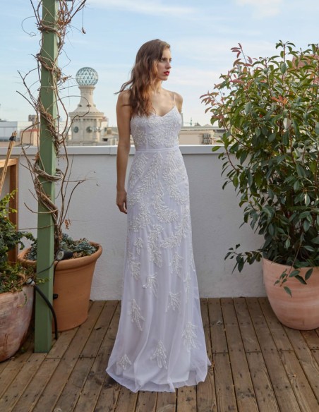 Robe longue avec bretelles et strass