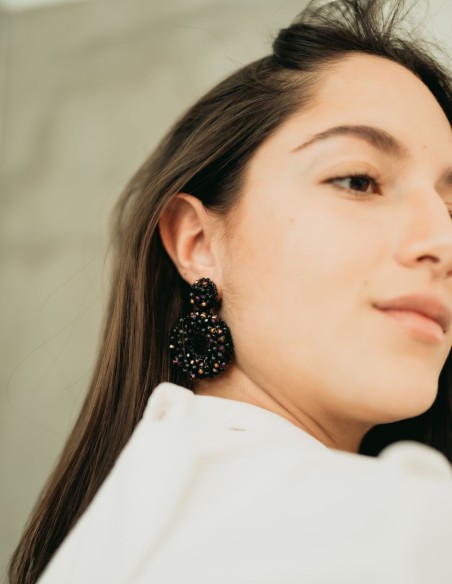 Boucle d'oreilles rondes avec cristaux et perles