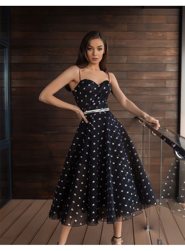 Vestido midi de fiesta con plumeti y escote...