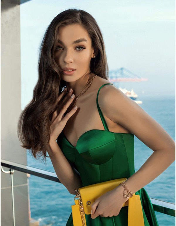 Robe de bal midi avec corsage et jupe évasée 2