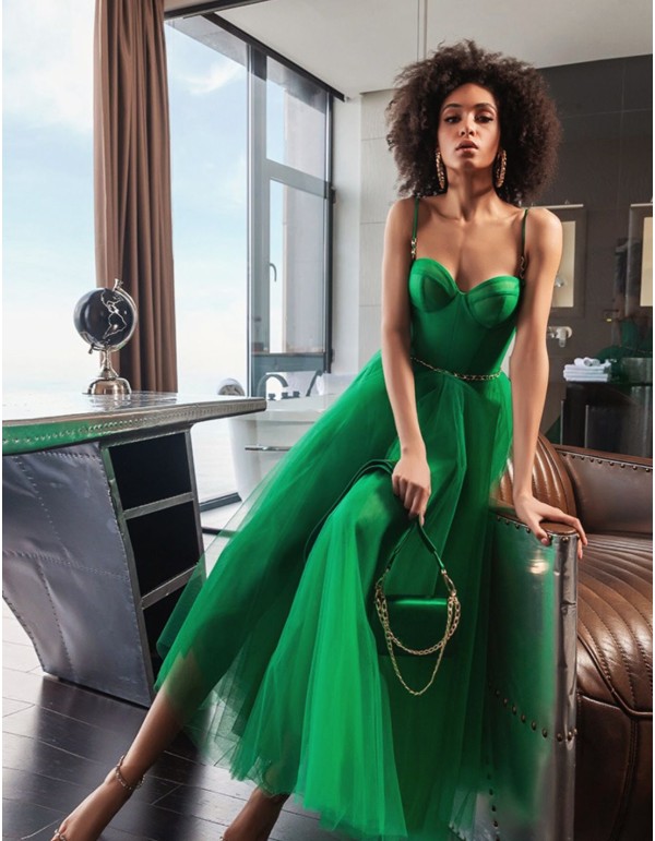 Robe de soirée midi verte avec corsage et jupe en tulle 2