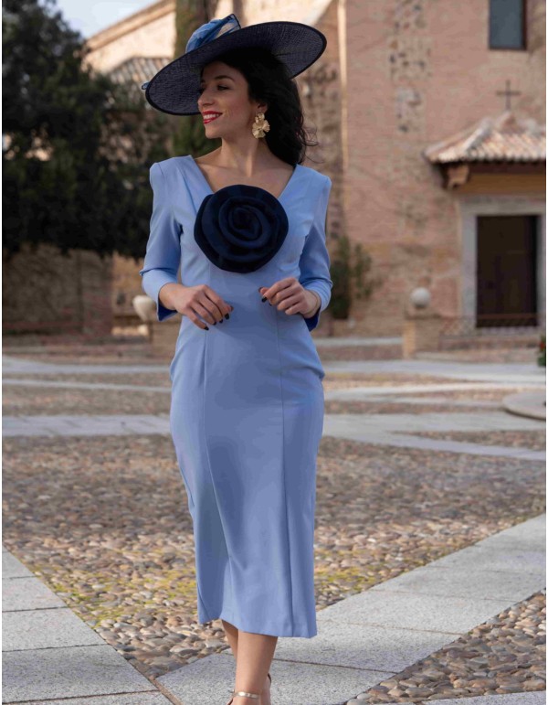 Midi party dress with maxi flower brooch