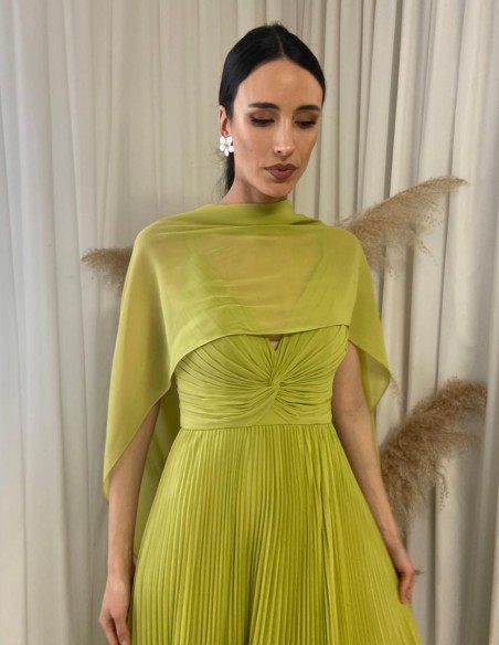 Vestido de fiesta largo plisado con tirantes y chal