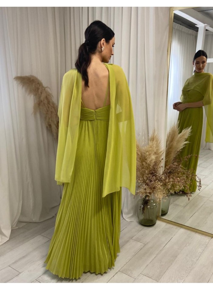 Long pleated party dress with straps and shawl