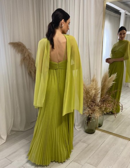 Long pleated party dress with straps and shawl