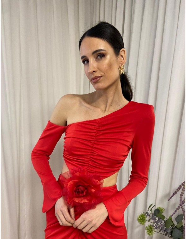 Long party dress in ruffled knit with floral embellishment