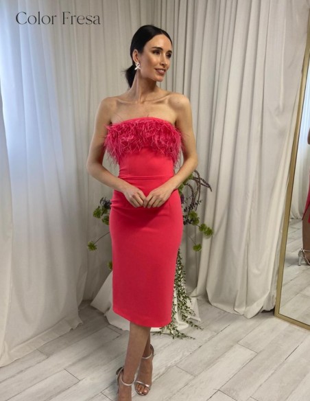 Midi party dress with feathered neckline