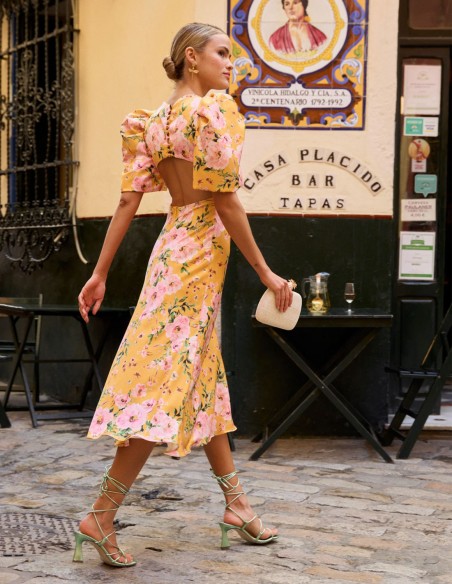 Vestido de fiesta midi con estampado floral y manga corta abullonada amarillo