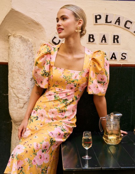 Vestido de fiesta midi con estampado floral y manga corta abullonada de Miphai