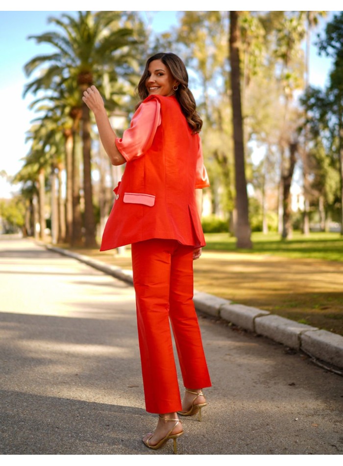 Gilet en soie orange avec Boutonnières et...